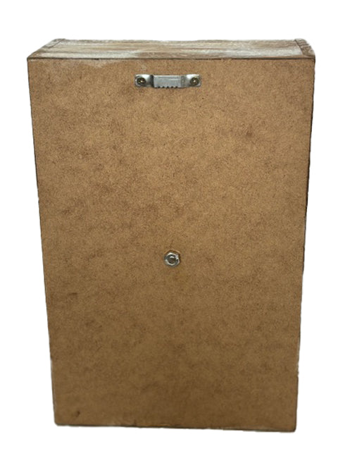 Hand In The Box Open Mind