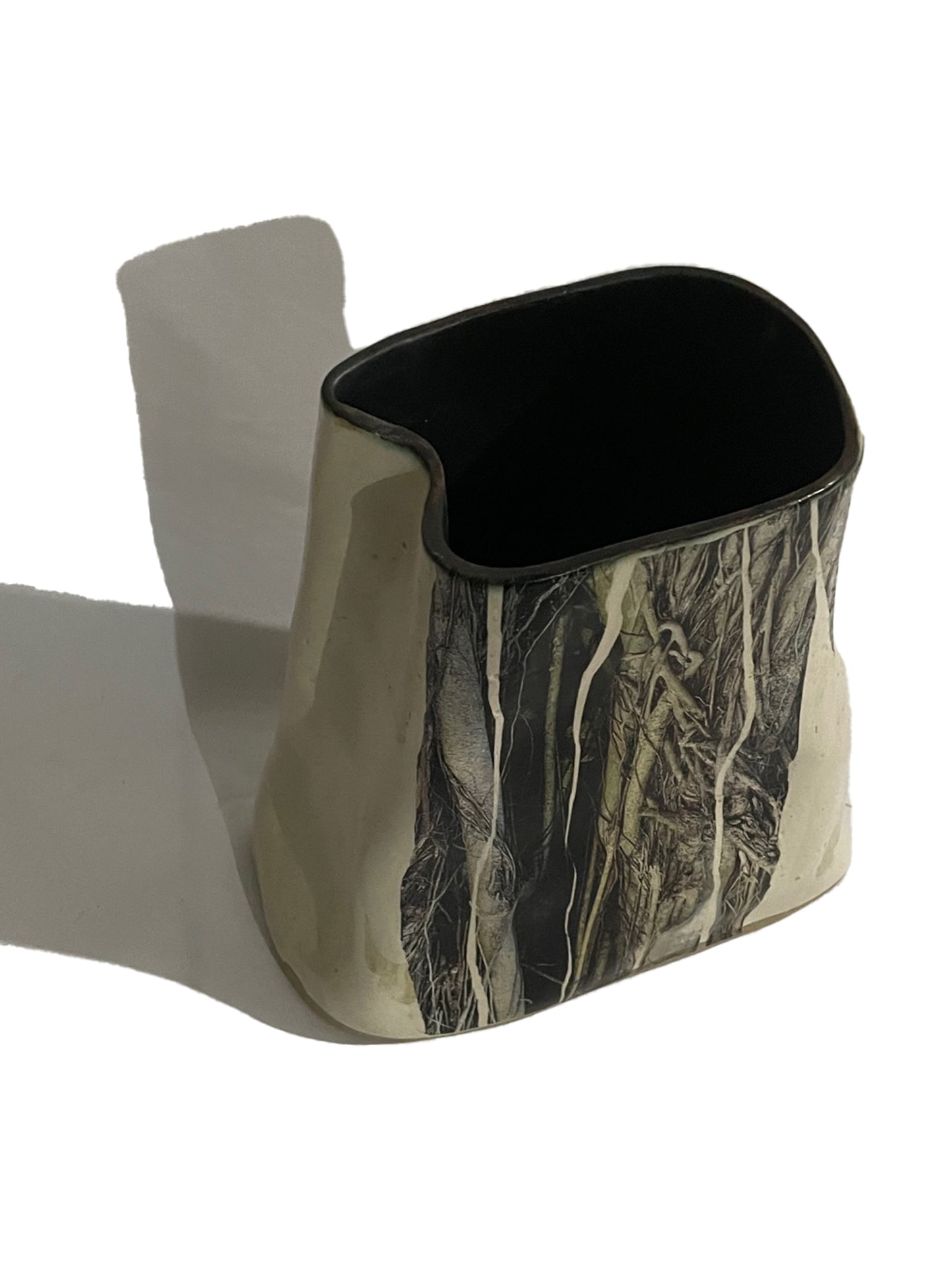 Vaso Casuarina