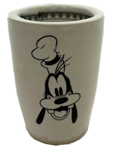Cups Severino Childhood