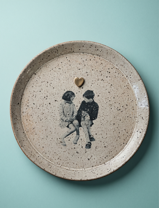 Prato intermediário com borda LOVE